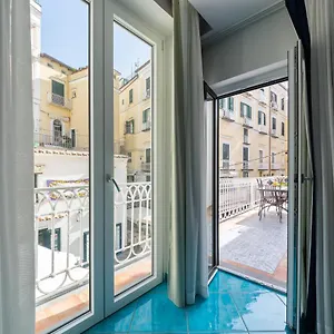 amalfi-ammor.hotels-amalfi.com/